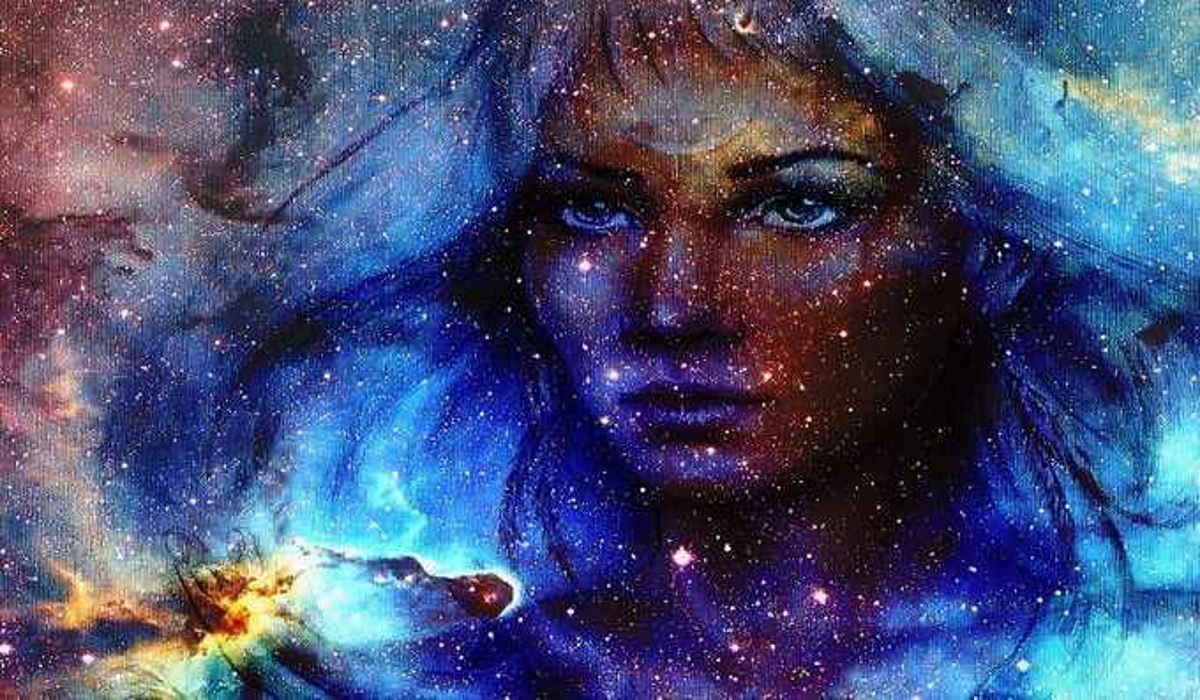 You are currently viewing 10 Physical Symptoms of Being a Starseed