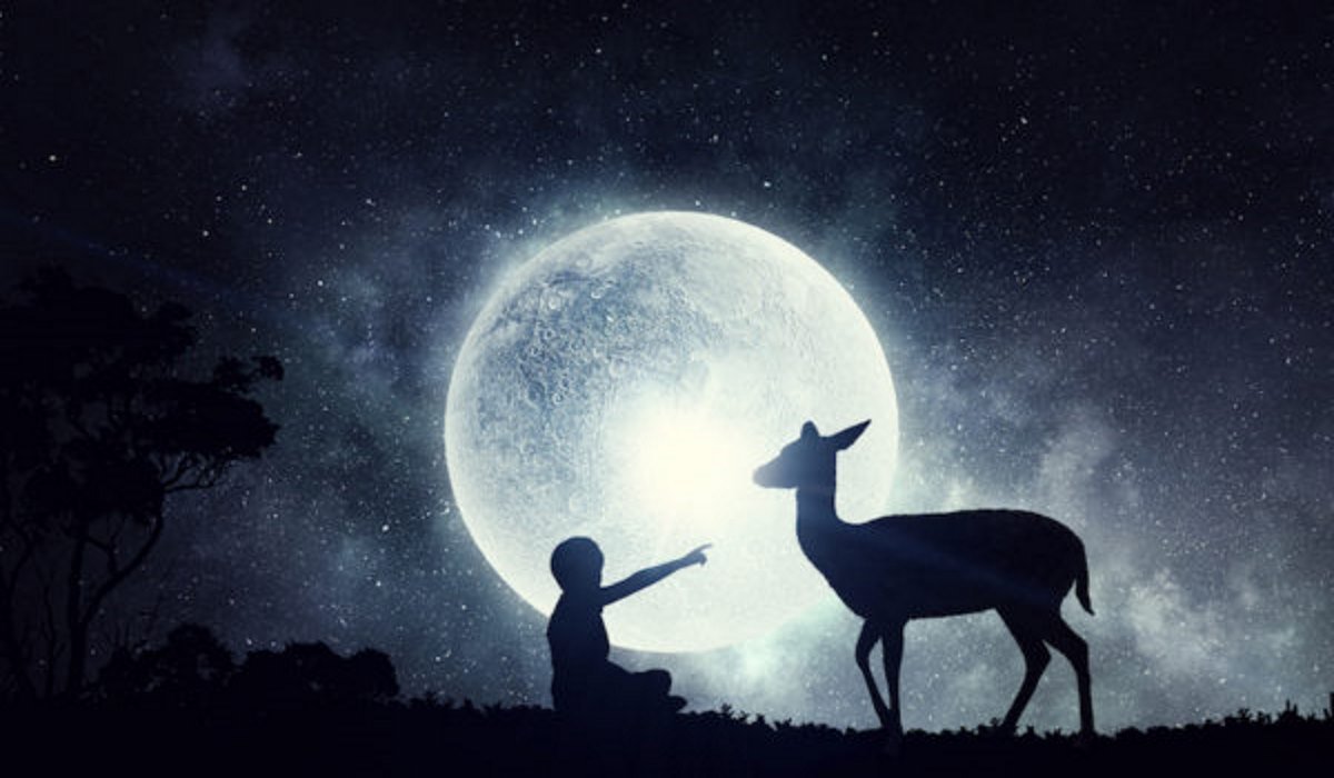Read more about the article Full Moon of August 15, 2019: Let Your Love Resonate Throughout the World